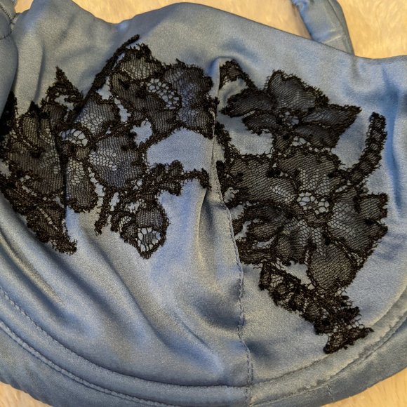 Freolic London luxury lingerie set (36E/XL) - Picture 2 of 4